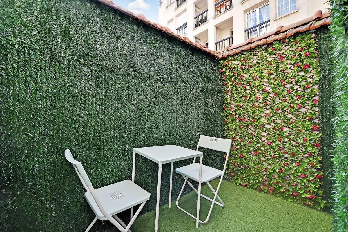 Cozy Apartment With Garden Near Republique Parijs 0*,