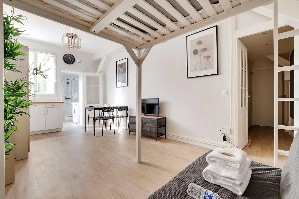 Cozy Apartment With Garden Near Republique Παρίσι